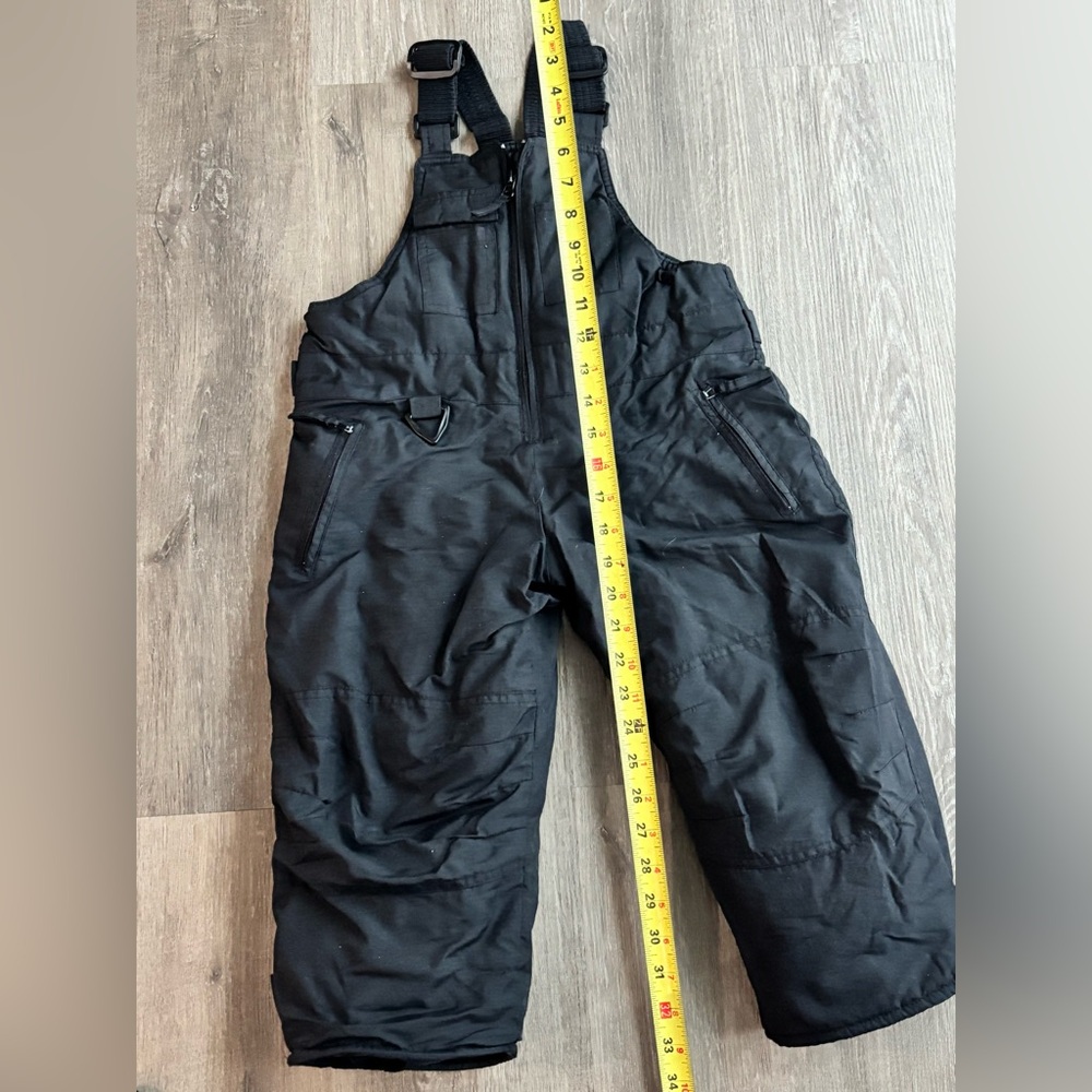 Outbrook Boys Black Snow Bib Overalls Sz 4 5 - Picture 2 of 10